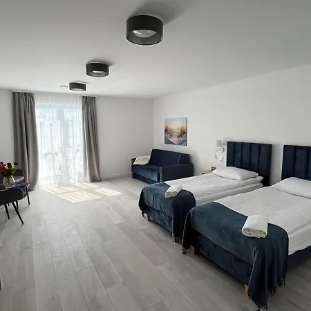 Srebrna Wydma ホリデーパーク ドンプキ