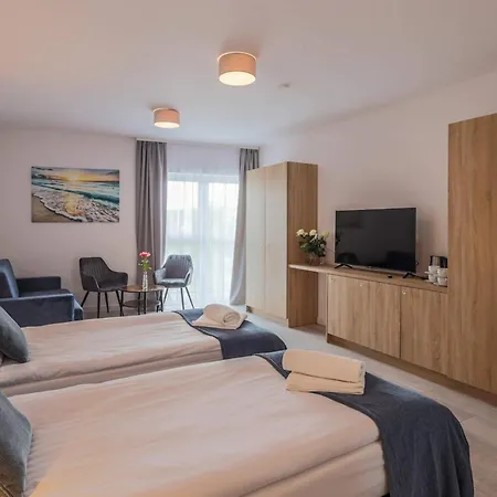 Srebrna Wydma ホリデーパーク ドンプキ